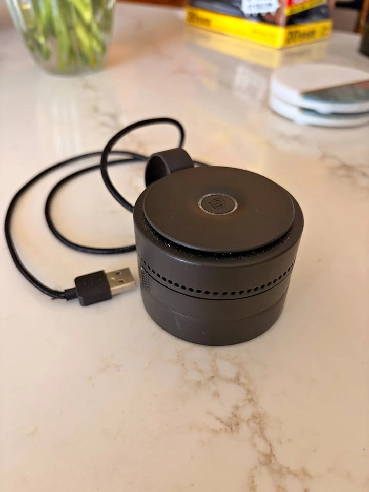 Pura Car Diffuser (with USB Cord)