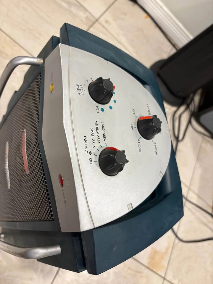 Black & Decker Portable Utility Heater - photo 3