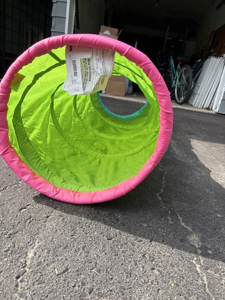 Kids Pop-Up Crawl Tunnel – $25 - photo 3