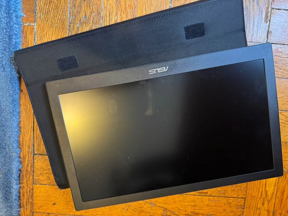 Asus portable monitor 15.6” ZenScreen