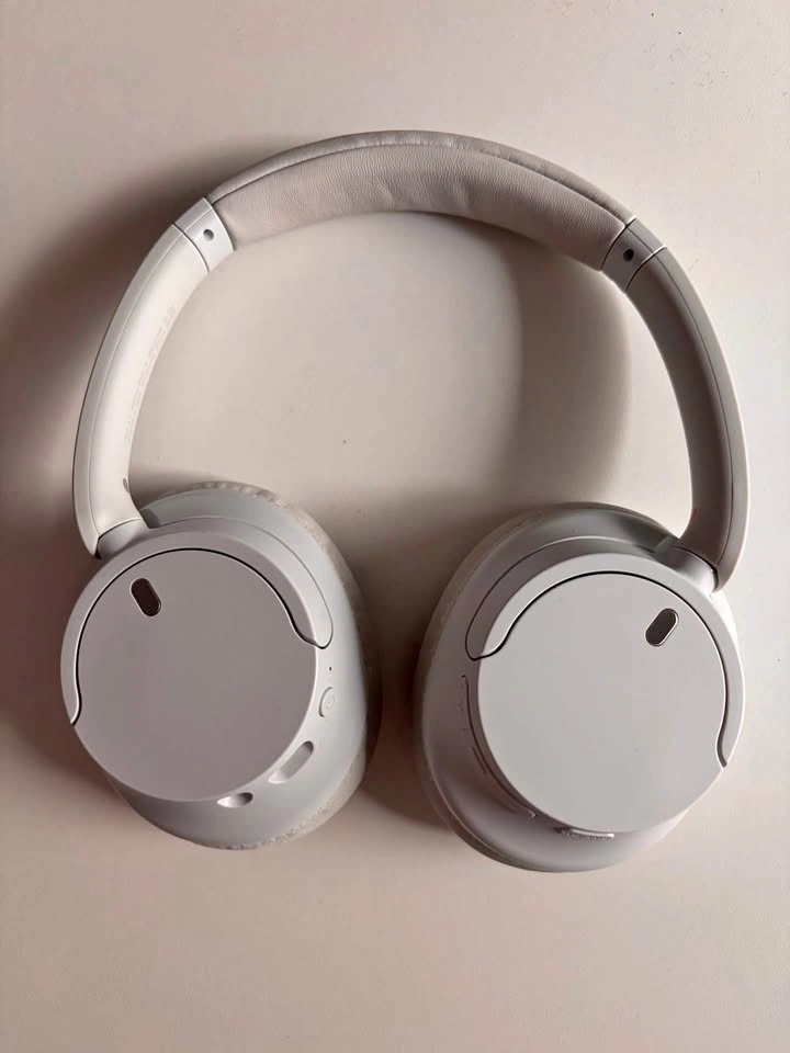 Sony WH-CH720N Headphones