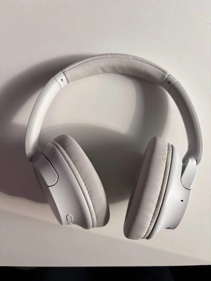 Sony WH-CH720N Headphones - photo 2
