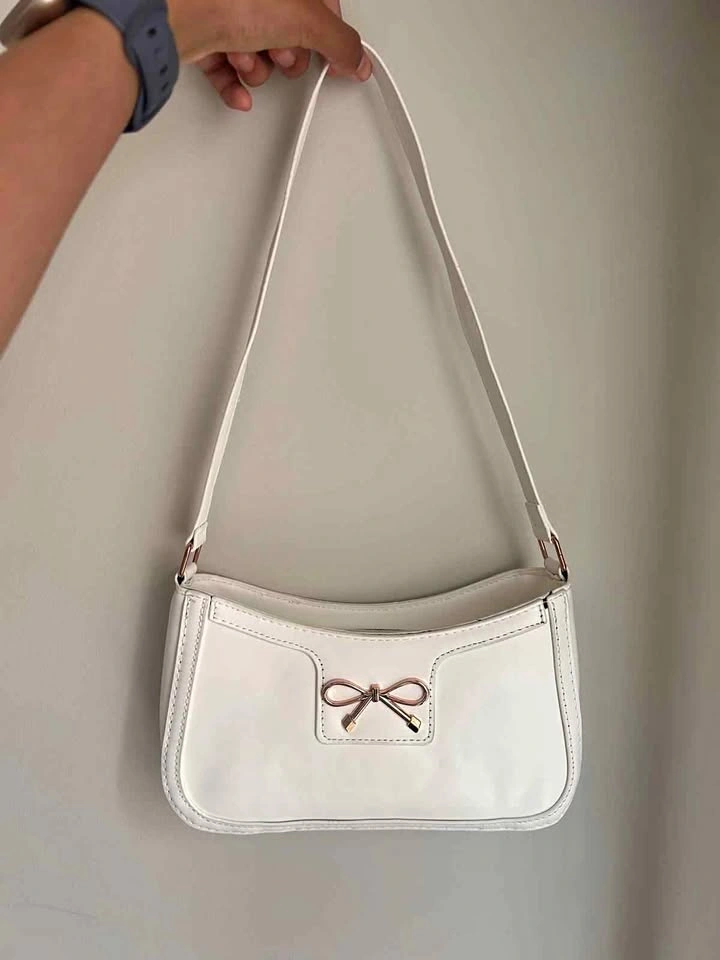 White Bow Shoulder Bag