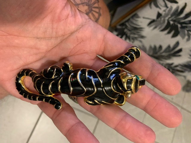 Tiger Brooch - photo 2