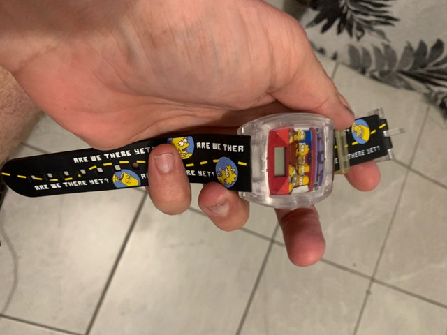 The Simpsons Burger King Watch - photo 2
