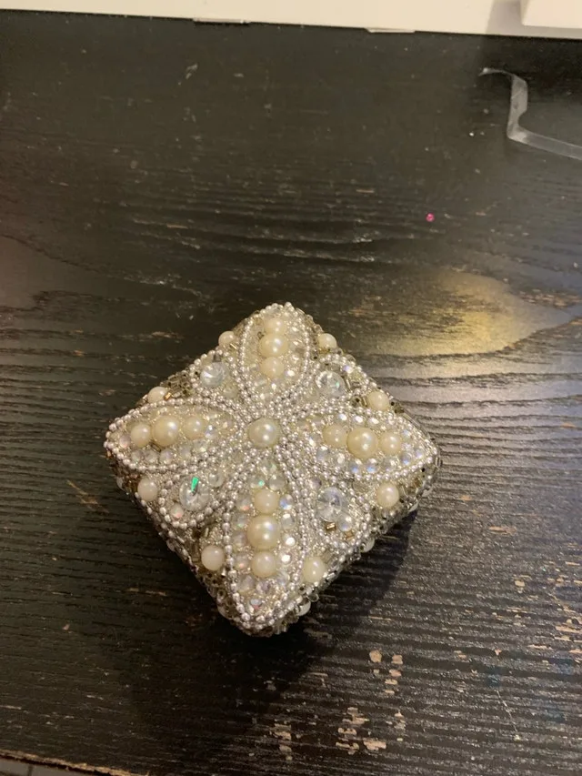 Beaded Pearl Jewelry Box - photo 2