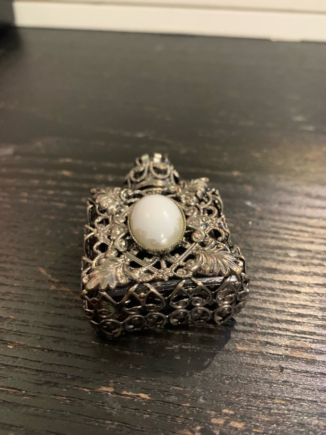 Vintage Filigree Perfume Bottle - photo 2