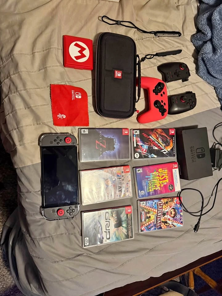 Original Nintendo Switch OLED Bundle