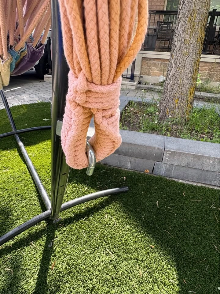 2 Hammocks with Stands – $50 each or $75 for both - photo 5