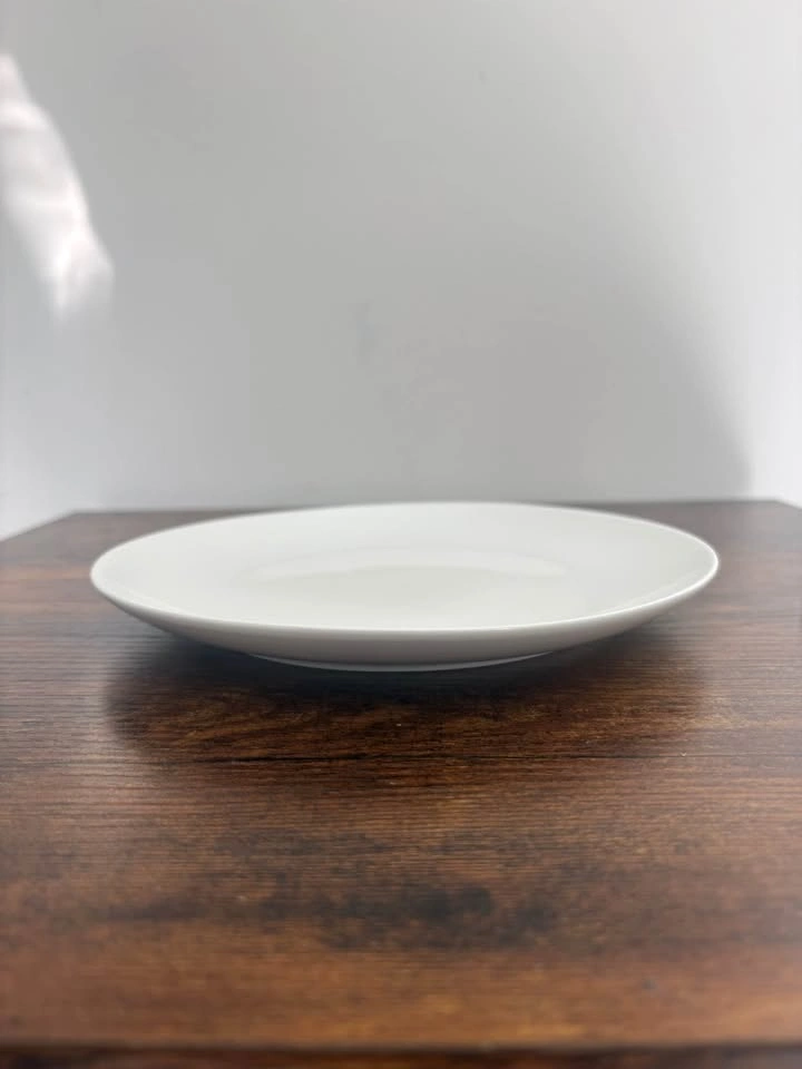 Set of 8 White Side Plates / Salad Plates – Ashford Collection – - photo 3