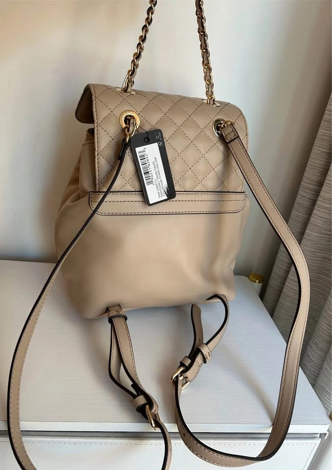 NEW Guess Quilted Backpack Beige Gold Chain - photo 5