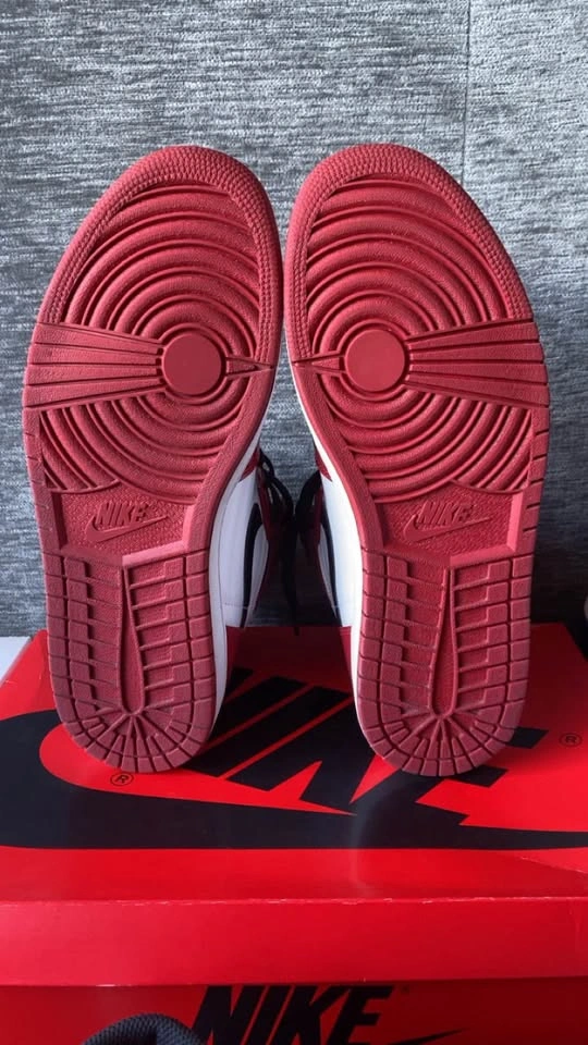 100% Authentic Custom Jordan’s size 11/11.5 - photo 3