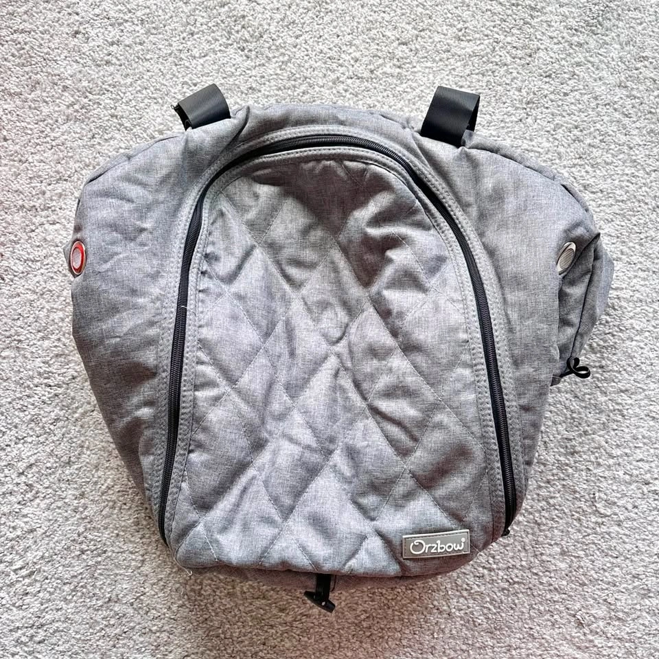 Baby winter car seat cover with zipper access
