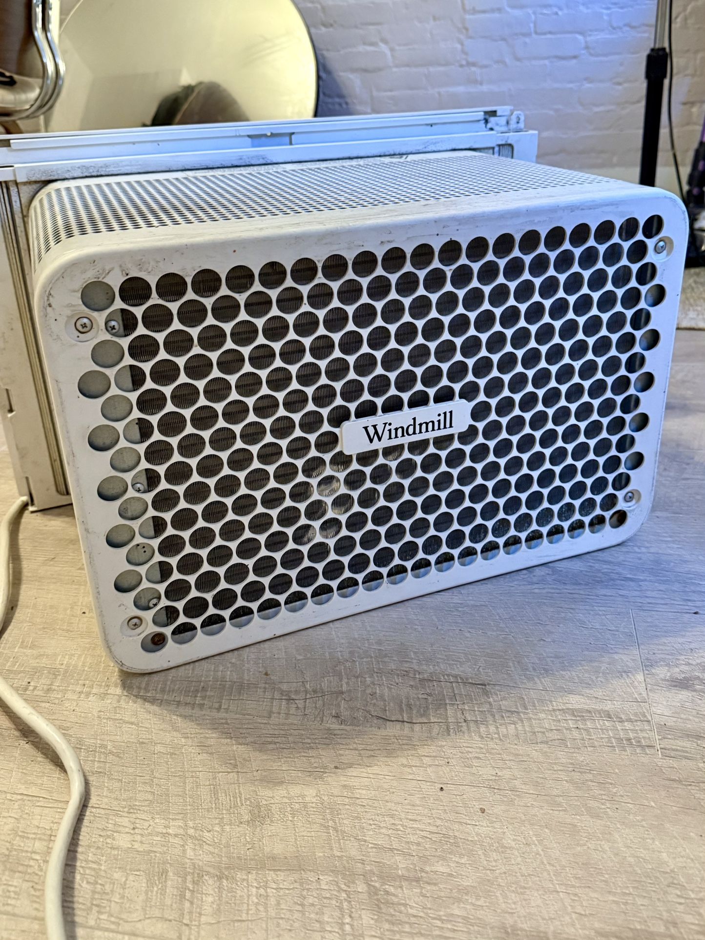 Windmill AC unit 8,000 BTU - photo 5
