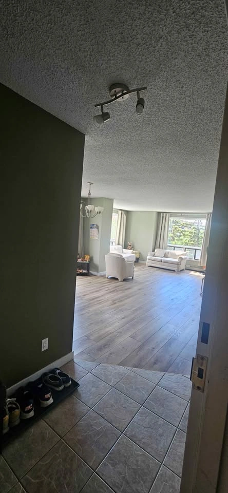 2BHK unit for rent at Dorchester square. - photo 3