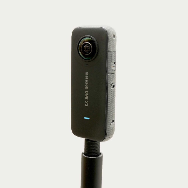 Insta360 ONE X2 Action Camera Kit