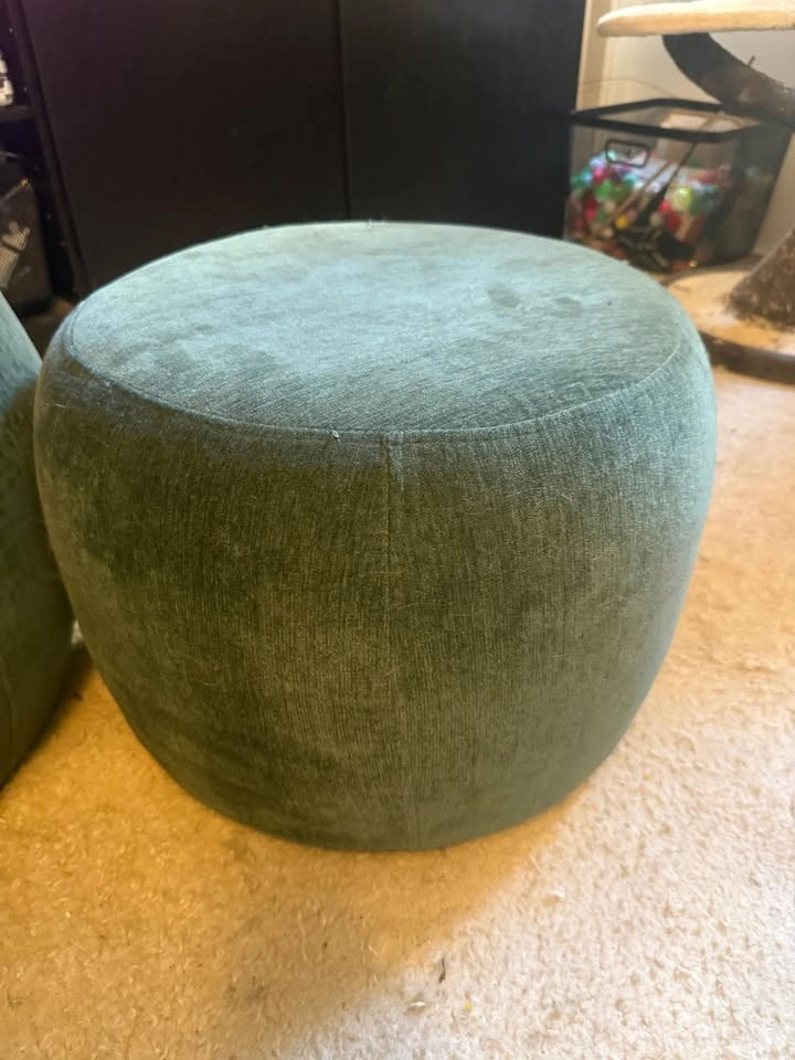 Round Upholstered Storage Coffee Table with Footstool - photo 2