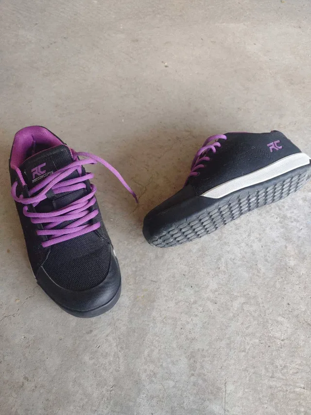 RC Concepts Biking Shoes image indicator(2)