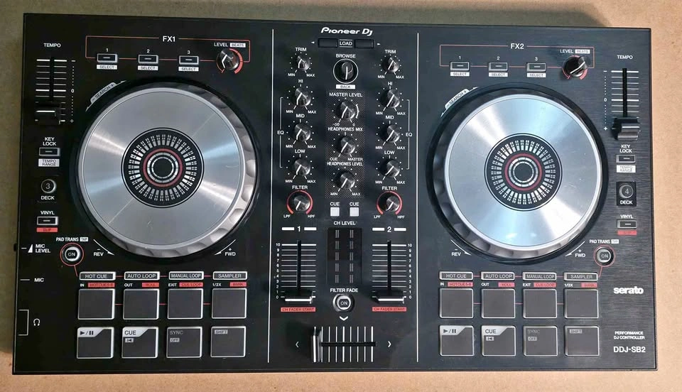 Pioneer DJ DDJ-SB2 Serato DJ Controller