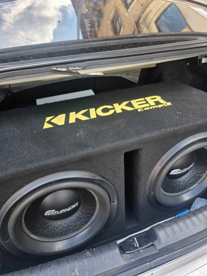 Subwoofer Comando 12 inch 1200W each - photo 2