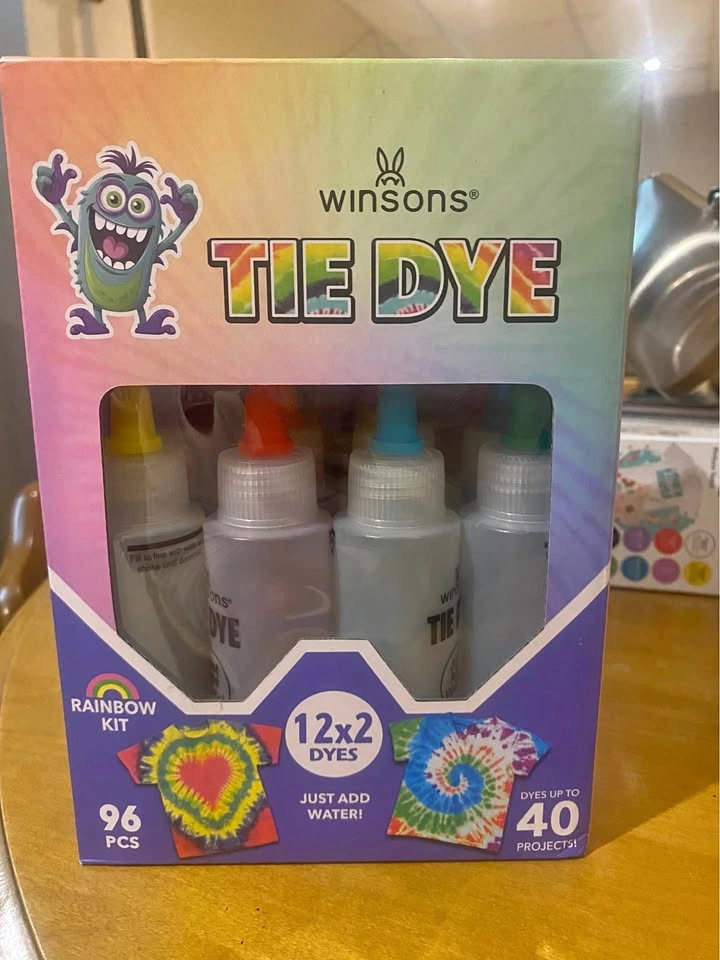 Brand new tie dye kit