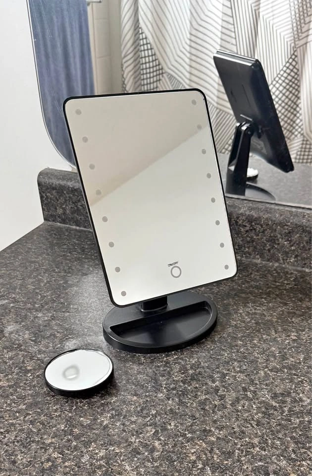 LED make up mirror