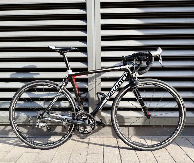 Devinci Leo 1 Carbon