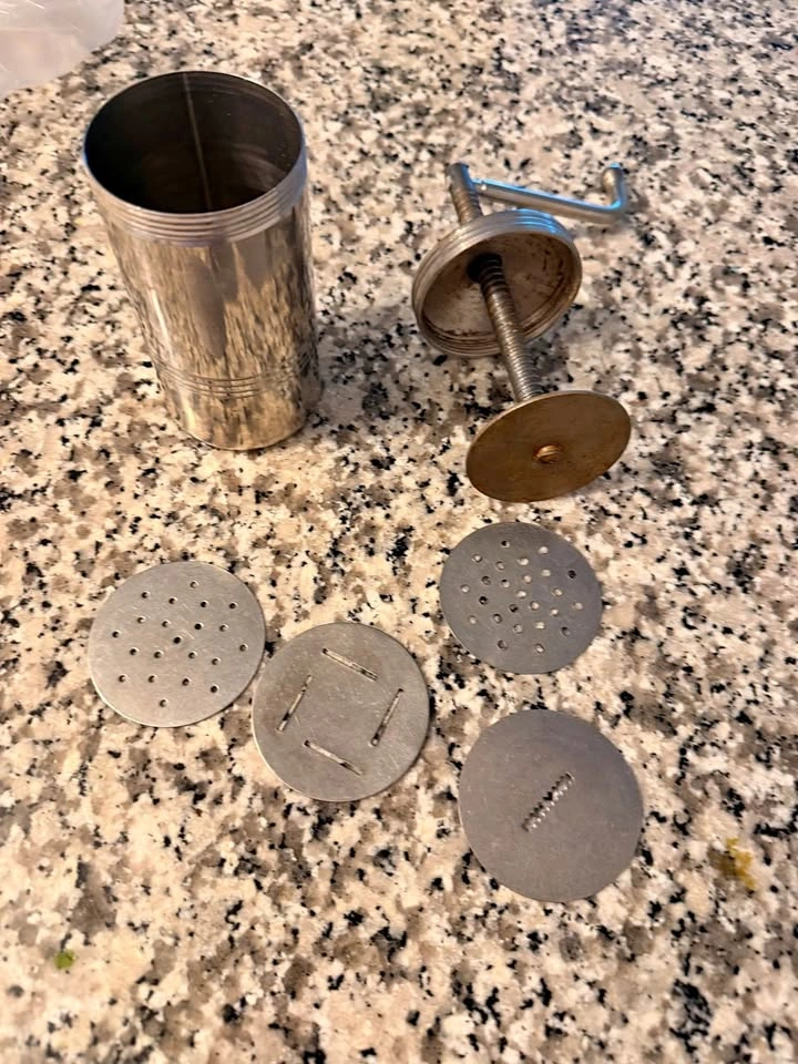 Namkeen (chakli) and Sev maker