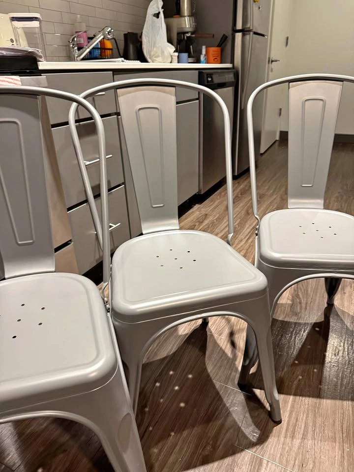 Metal dining chairs (4, can be sold separately)