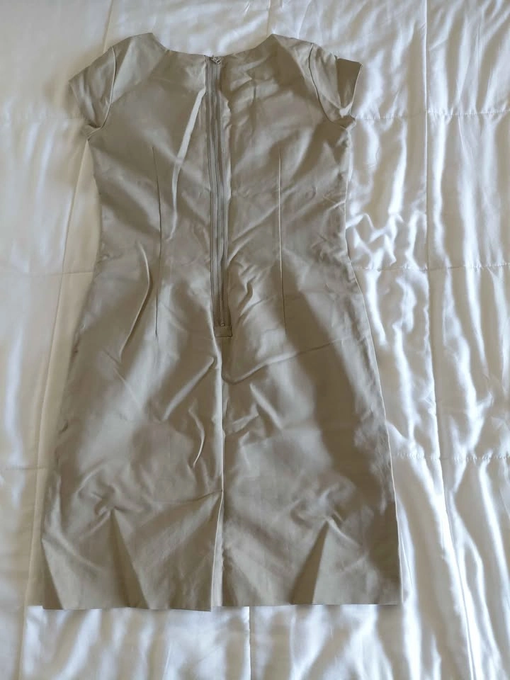 Women's beige dress - photo 3