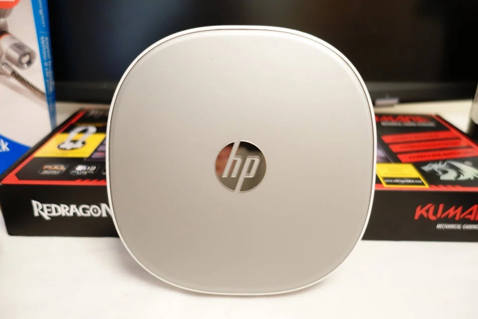 HP Pavilion MINI Desktop & Acer 22" LCD Monitor Bundle - photo 2