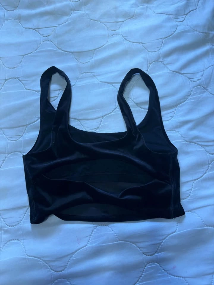 Athleta Sports Bra / Crop Top - XS - photo 2