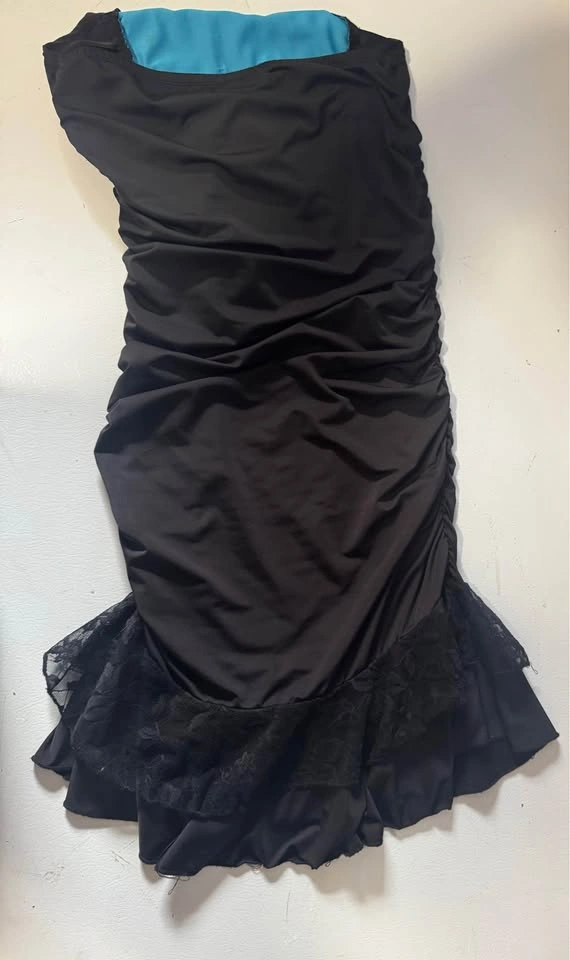 Small halter dress - photo 2