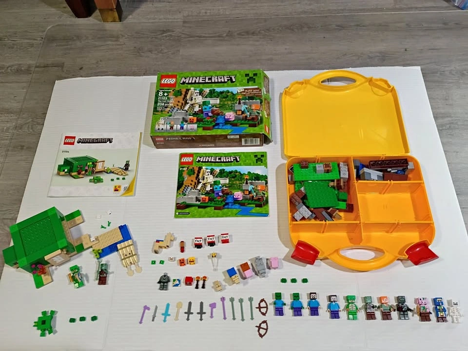 Lot of Lego Minecraft Minifigs Minecraft Sets and Other Pieces
