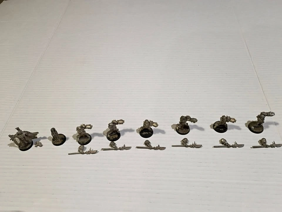 Lot of Warhammer 40K Metal Miniatures