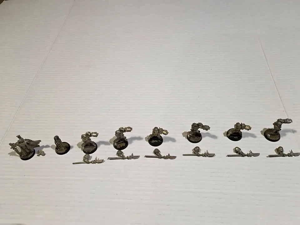 Lot of Warhammer 40K Metal Miniatures
