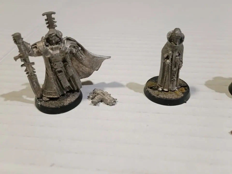 Lot of Warhammer 40K Metal Miniatures - photo 2