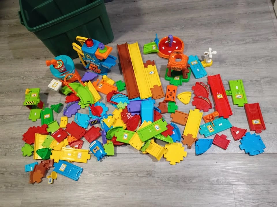 Lot of VTech Go! Go! Smart Wheels Track and Pieces - photo 2