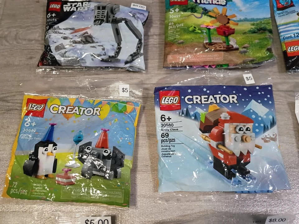 Lot of Small Lego Polybag Sets and Packs - photo 3