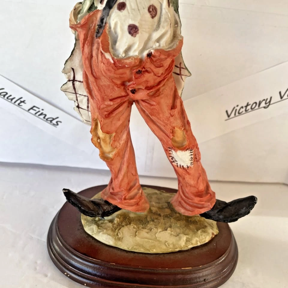 Vintage Hobo Clown Figurine Playing Trumpet Capodimonte style - photo 3