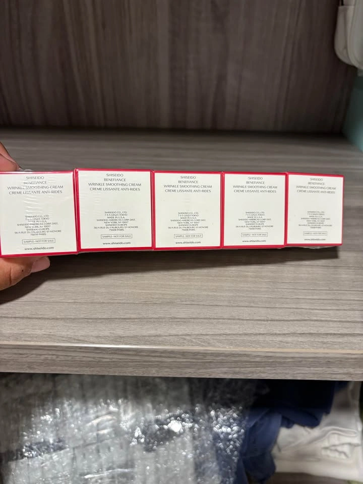 Shiseido Benefiance Wrinkle Smoothing Cream 75ml (5x15ml) - photo 3