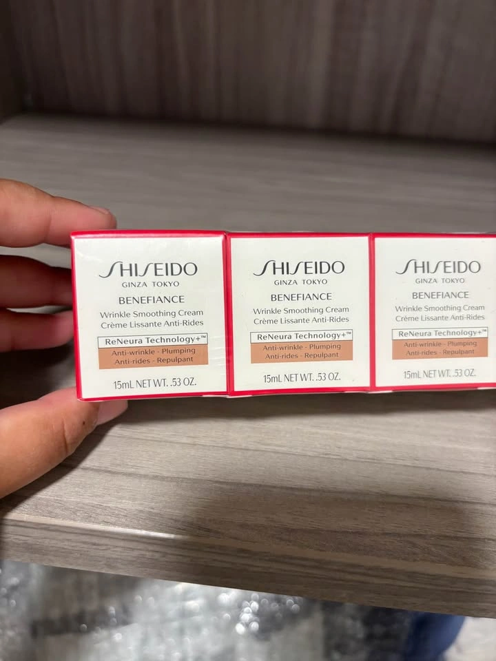 Shiseido Benefiance Wrinkle Smoothing Cream 75ml (5x15ml) - photo 4