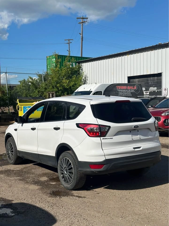 2017 Ford Escape - photo 4