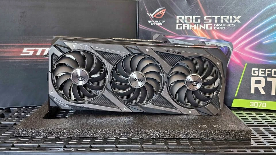 ASUS ROG Strix GeForce RTX 3070 Graphics Card