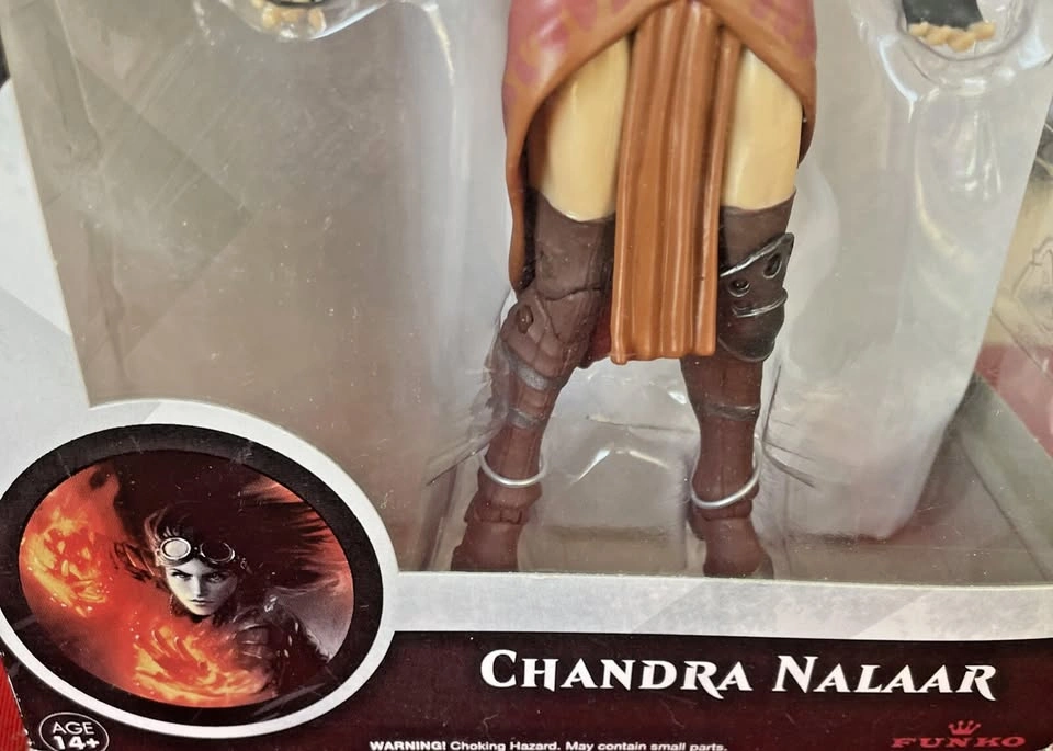 CHANDRA NALAAR Magic the Gathering Legacy Collection 6" Figure # - photo 3
