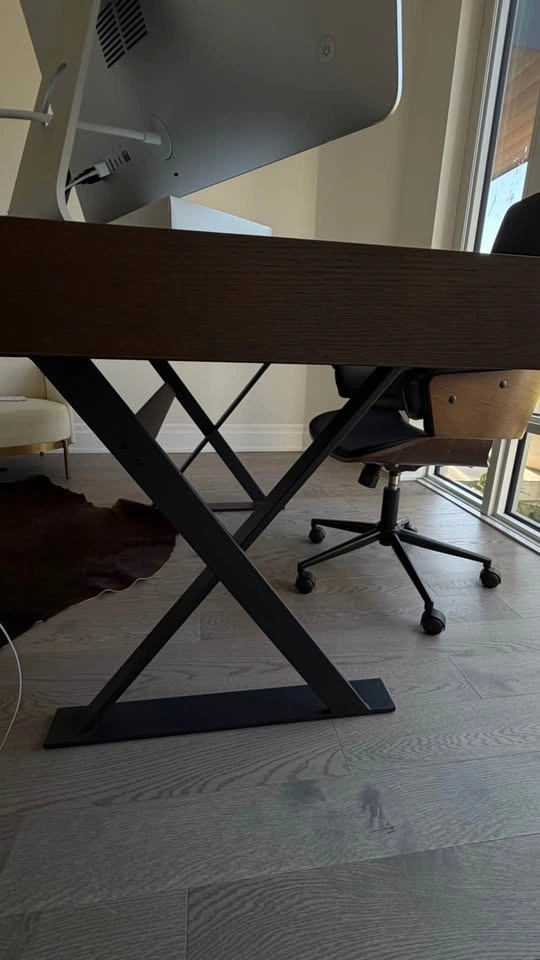 Office table - photo 4