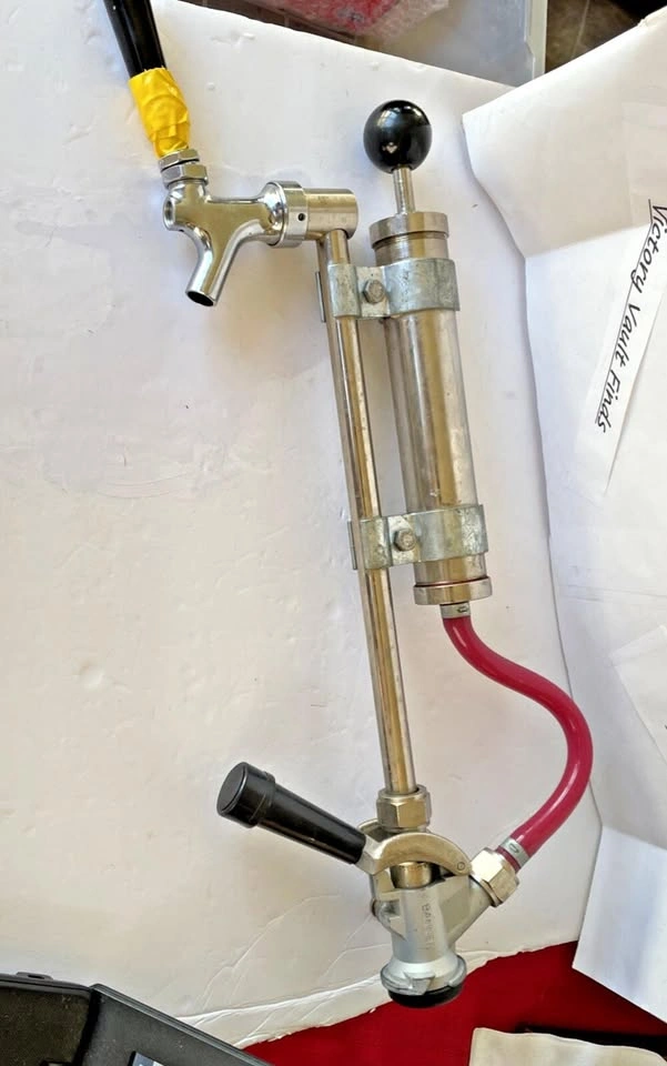 Heavy duty upright Beer keg Party Pump Tap