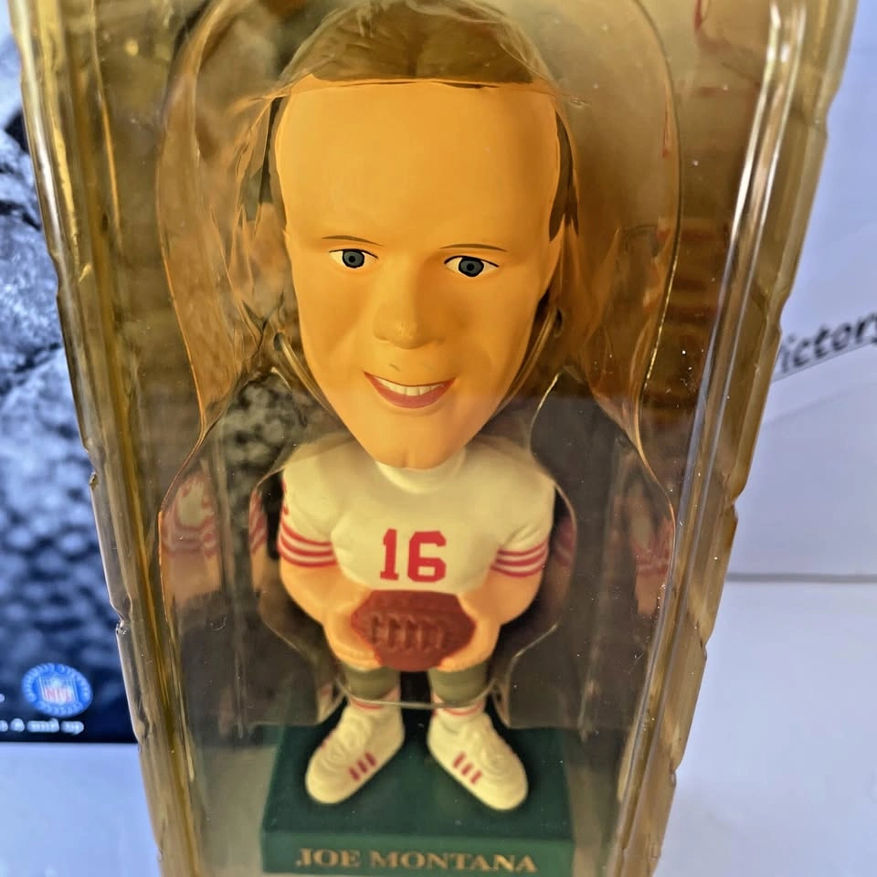 Vintage 1999 Joe Montana San Francisco 49ers Bobblehead - photo 2