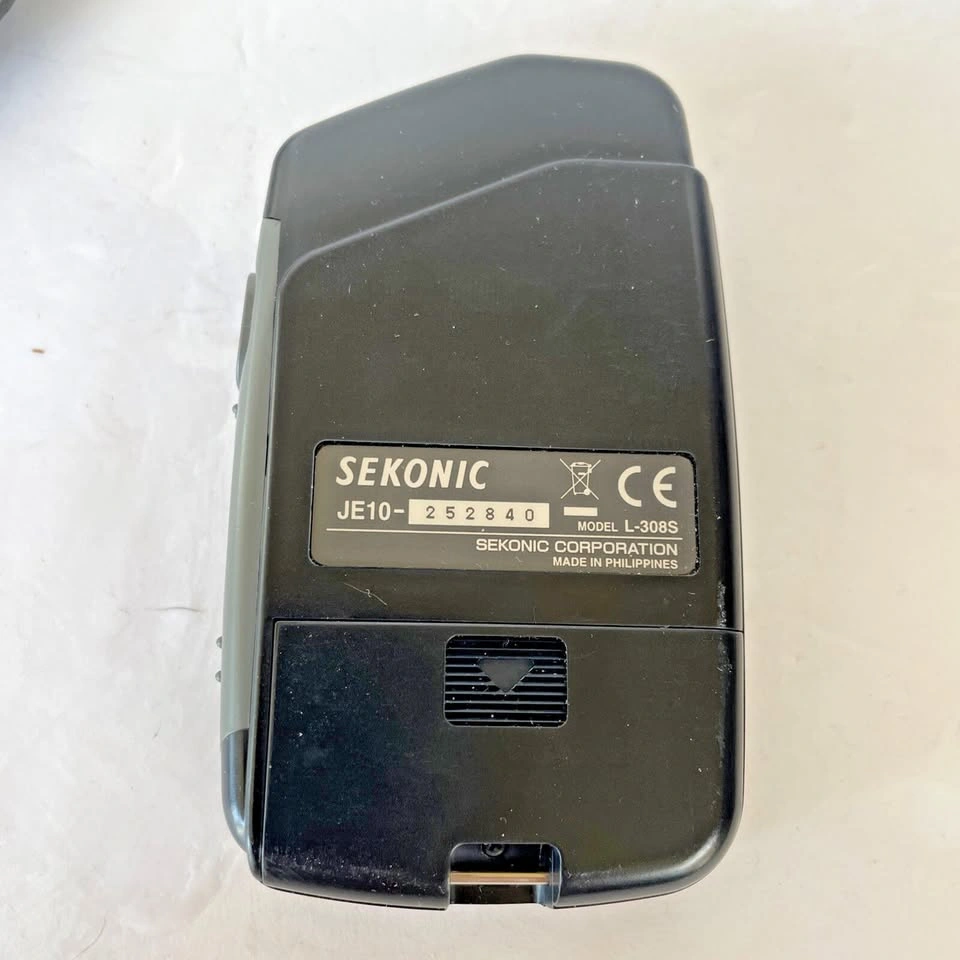 Sekonic L-308S Flashmate Digital Light Meter with Case - photo 3