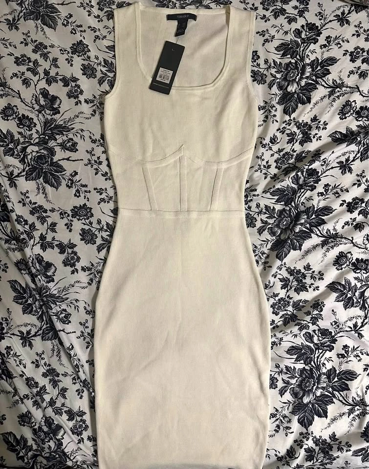 Women's Cream Bodycon Midi Dress
